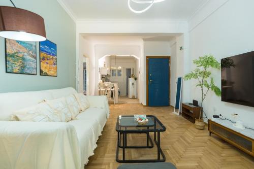Patision Stay Two-Bed Apartment