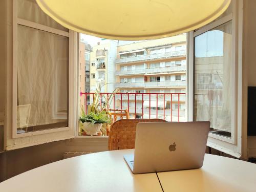 F3- Spacious 2 bedroom. Sarrià - Hospital Clinic
