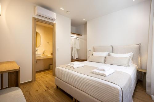 CF suite, Elegant Old Town Retreat, with Fortezza views