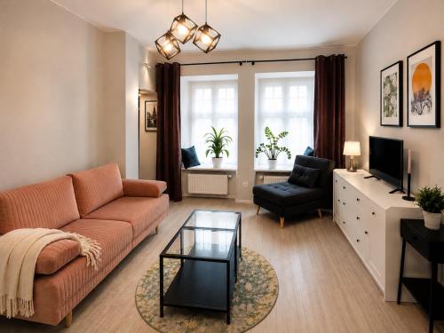 Old Town Garden Apartment