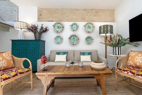 Genteel Home Feria Terrace 21