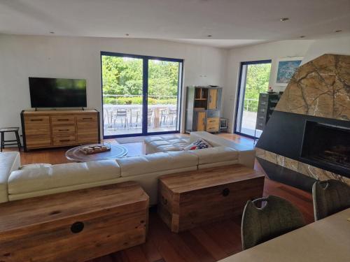 Architect's villa in AIX with pool, 11 beds 5 bedrooms