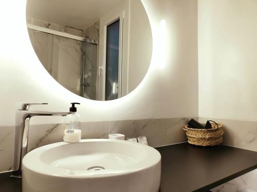 Sunny Central Tranquil. 1br. Plaça Catalunya RB