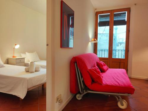 R.G. Central Tranquil 1BR apt. 2BEDS. La Rambla