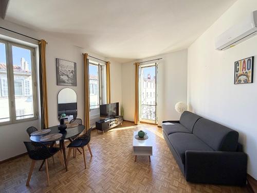 Cozy duplex Rue Paradis