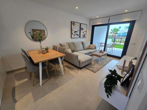 Modern ground floor La Mata apartment with direct access to the pool
