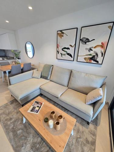 Modern ground floor La Mata apartment with direct access to the pool