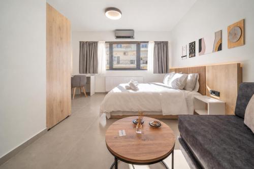 Prime Central Suites