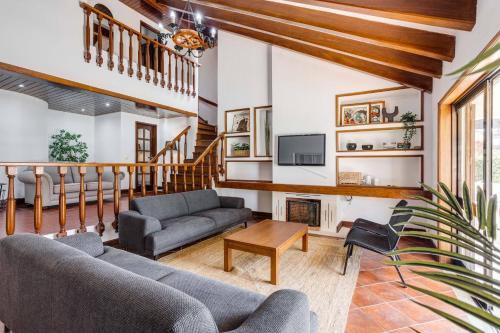 Home Out Vila do Lince - 8 Ensuite, Heated Pool & Gym - Marina Vilamoura