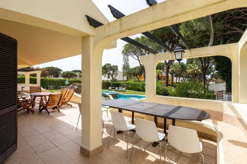 Home Out Vila do Lince - 8 Ensuite, Heated Pool & Gym - Marina Vilamoura