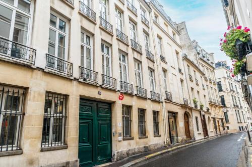 Saint-Germain 110 m2 Parisien, Poutres Piano
