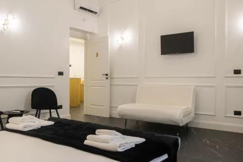 Four Rooms Luxury Suite photo 15
