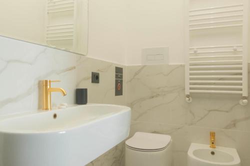 Four Rooms Luxury Suite photo 54