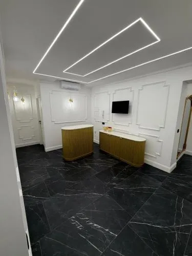 Four Rooms Luxury Suite photo 35