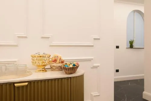 Four Rooms Luxury Suite photo 4
