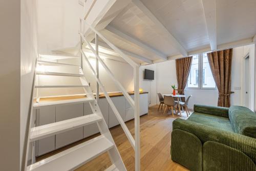 Cozy Apartment In Historical Building - Porta Venezia