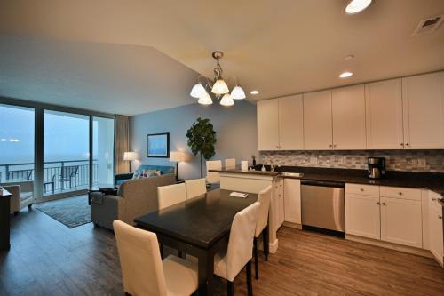 Oceanfront Paradise Sleeps 10 w Stunning Sunrises photo 130