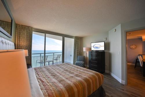 Oceanfront Paradise Sleeps 10 w Stunning Sunrises photo 138