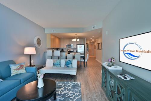Oceanfront Paradise Sleeps 10 w Stunning Sunrises photo 139