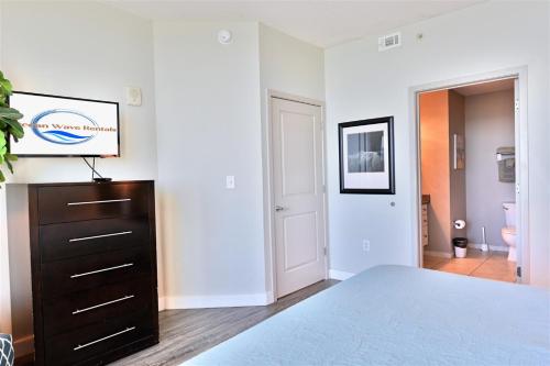 Oceanfront Paradise Sleeps 10 w Stunning Sunrises photo 153