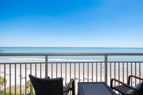 Oceanfront Paradise Sleeps 10 w Stunning Sunrises photo 199