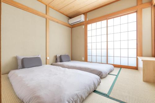 4BR 100m sq with parking 10pax 3min Station, Haneda, Shibuya