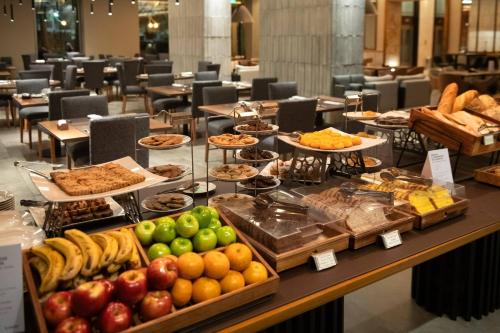 Hotel Alejandro I, Affiliated by Meliá — Restaurant/places to eat