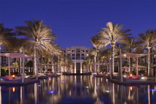 Park Hyatt Abu Dhabi Hotel and Villas — Swimming pool