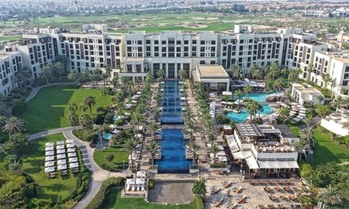 Park Hyatt Abu Dhabi Hotel and Villas — Property building