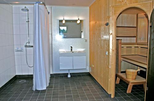Ett badrum på Villa Vilan - Countryside Lodging