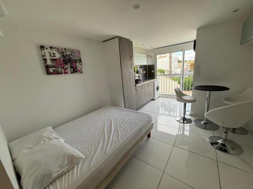 Studio Naturiste "POOL" Port Soleil 446