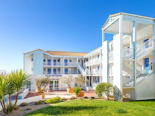 Family coastal escape in the Vendée