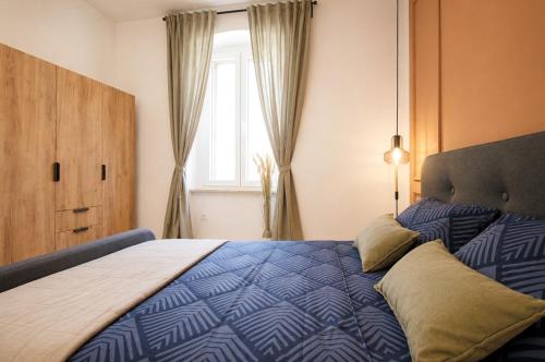 Apartment 150m from Arena Colosseum