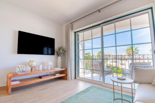 Casa Francesca, renovated townhouse walking distan