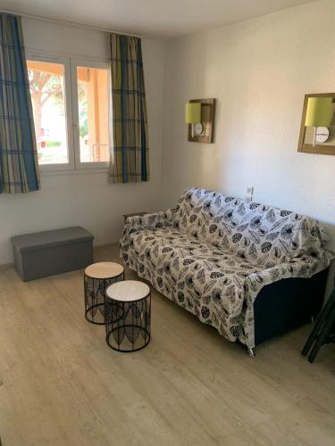 Vacation Studio with Pool, Tennis, Pétanque & Parking