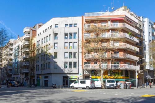 111TH121LAV22- Eixample Cozy Apartment