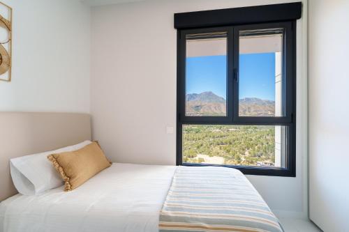 Seaside View High-Floor Apartment - Benidorm Beach