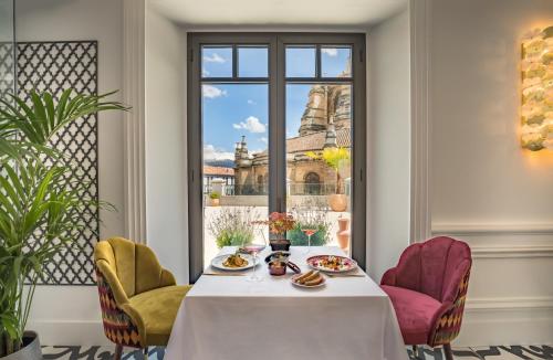 Gran Hotel Claridge Granada - Preferred Hotels & Resorts