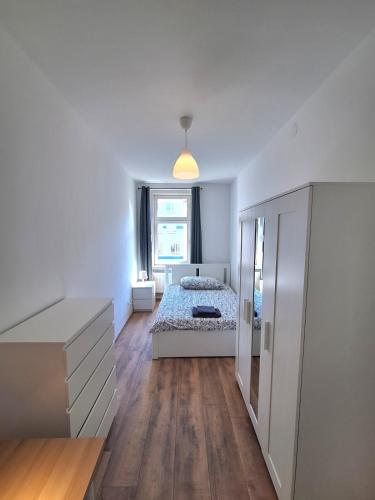 Brand new 5 bedroom in Top Location