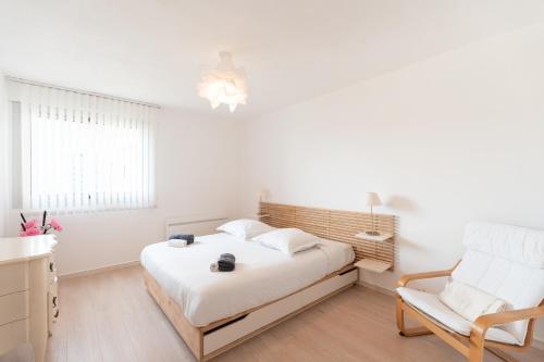 Wonderful View - 2BR Nice Fabron - Parking