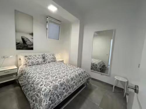 Curcumar Canteras Sea View & Workplace