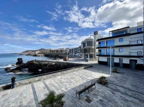Curcumar Canteras Sea View & Workplace