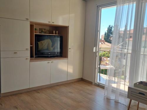 Amber Apartment