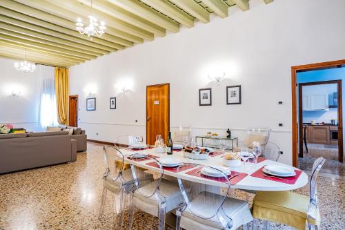 Ca' del Monastero 4 Collection Apartment up to 8 Guests with Lift photo 20