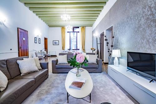 Ca' del Monastero 4 Collection Apartment up to 8 Guests with Lift photo 6
