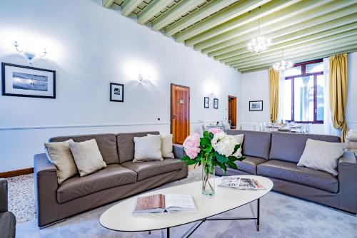 Ca' del Monastero 4 Collection Apartment up to 8 Guests with Lift photo 26
