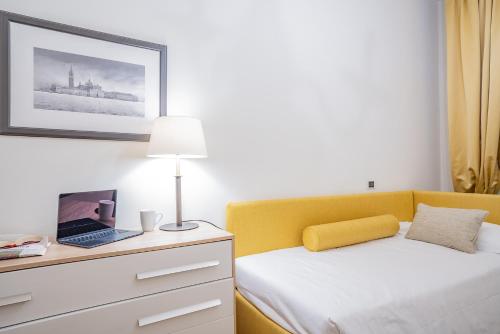 Ca' del Monastero 4 Collection Apartment up to 8 Guests with Lift photo 23