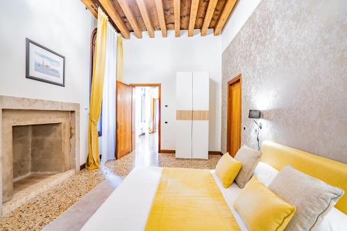 Ca' del Monastero 4 Collection Apartment up to 8 Guests with Lift photo 38