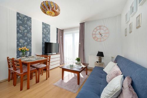 Przytulny Apartament w Sercu Świnoujścia Blisko Placu Wolności by Noclegi Renters