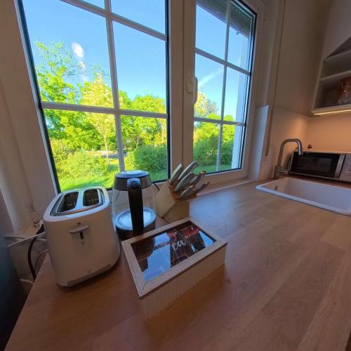 Foto Family-Friedndly Home with Large Garden &BBQ Grill 4